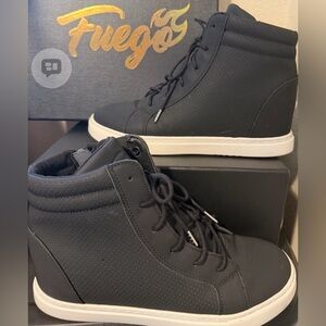 Fuego Black High Top Dance Sneakers W 8 / M 7 | Wedge | Retail $155